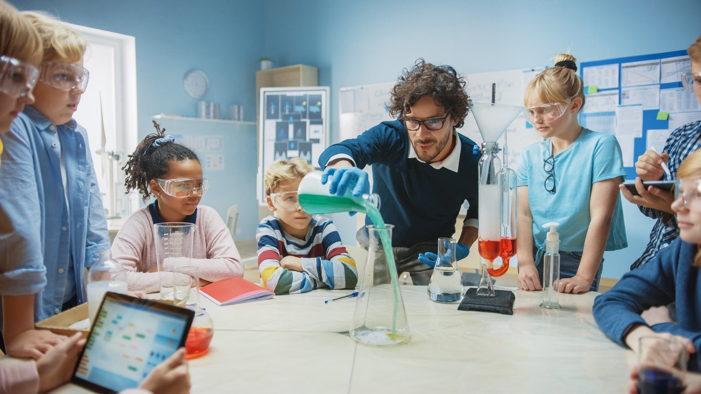 Atlas Cross - classroom science lesson